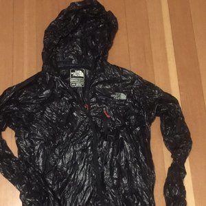 North Face windshirt